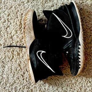 kyires (basketball shoes) size 9 (women’s).                          USED